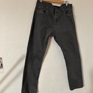 Calvin Klein Men's Jeans Straight Gray Color Size 34 X30 98% Cotton 2% Elastane